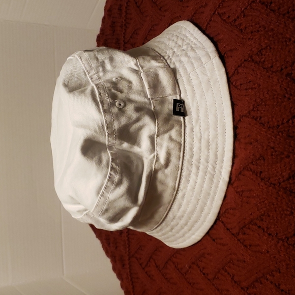 Reversible Bucket Hat - Picture 2 of 6